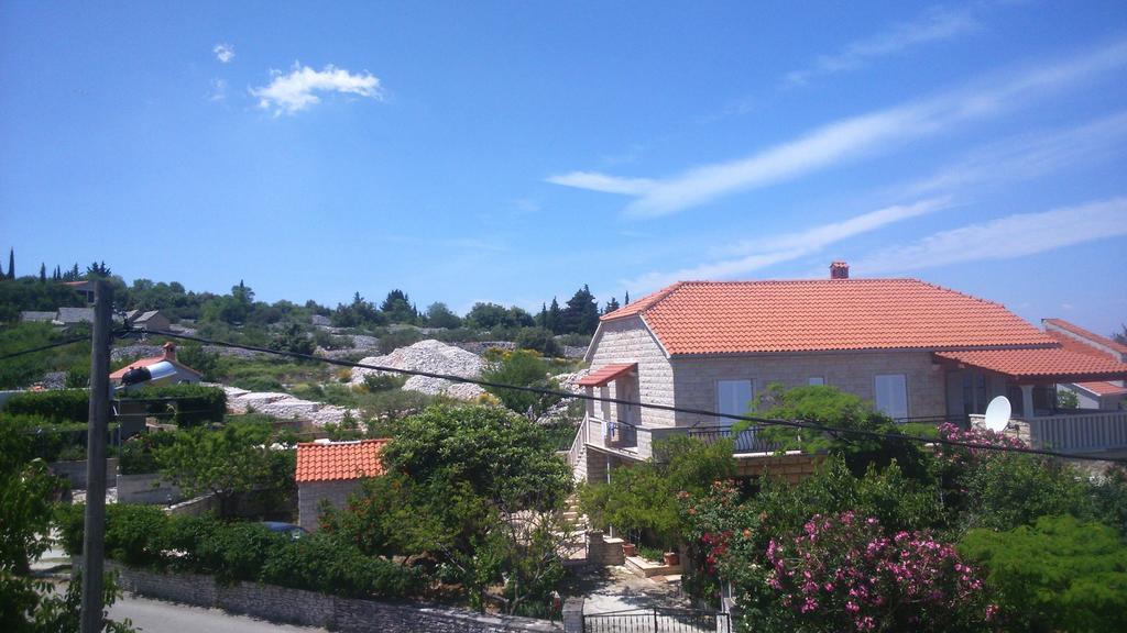 Apartments Plazibat Škrip Δωμάτιο φωτογραφία