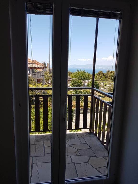 Apartments Plazibat Škrip Εξωτερικό φωτογραφία